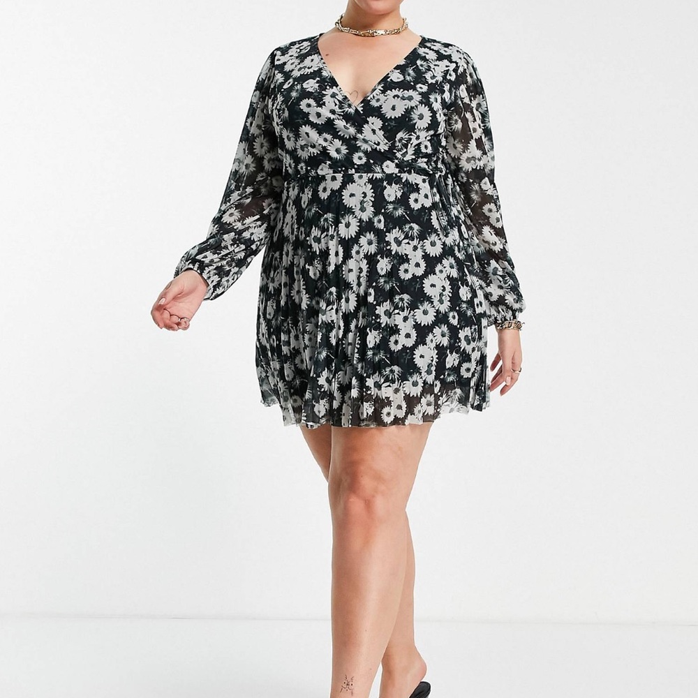 ASOS DESIGN Curve pleated mini wrap dress in monochrome floral